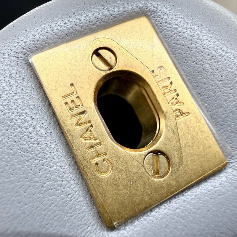 CHANEL✨淺灰羊皮金釦金球方胖 AS1786-16