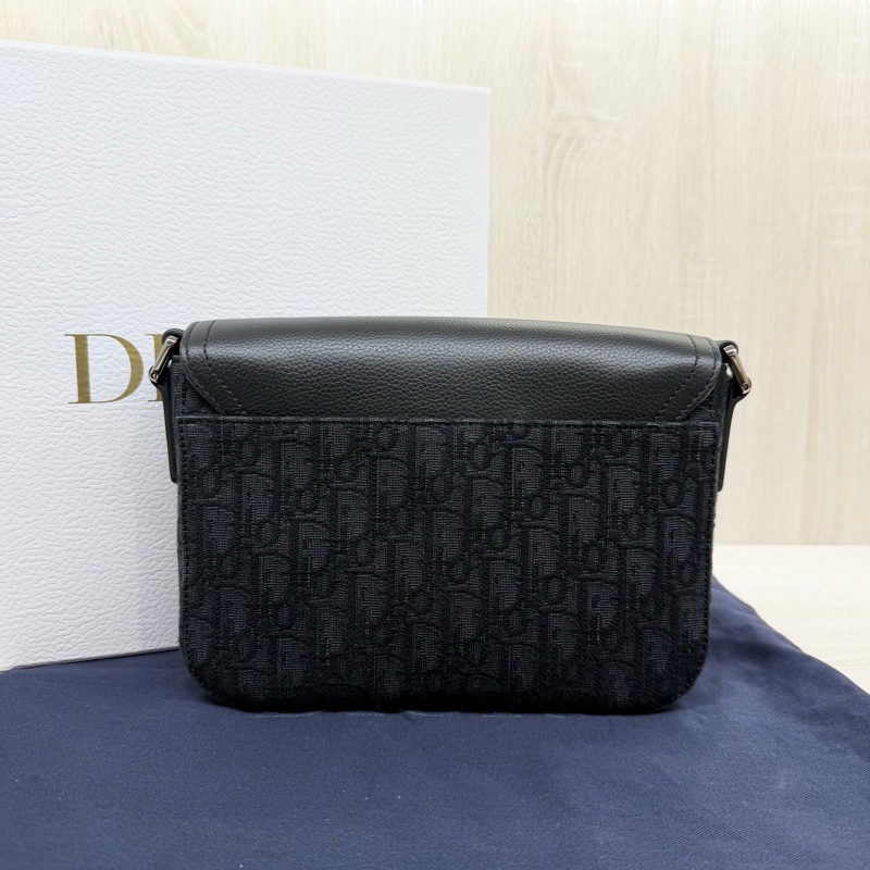 Dior黑色 Saddle 小型翻蓋郵差包1ADPO049YKS-1