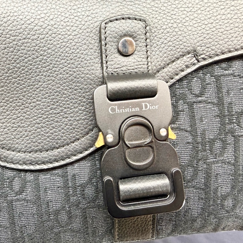 Dior黑色 Saddle 小型翻蓋郵差包1ADPO049YKS-9