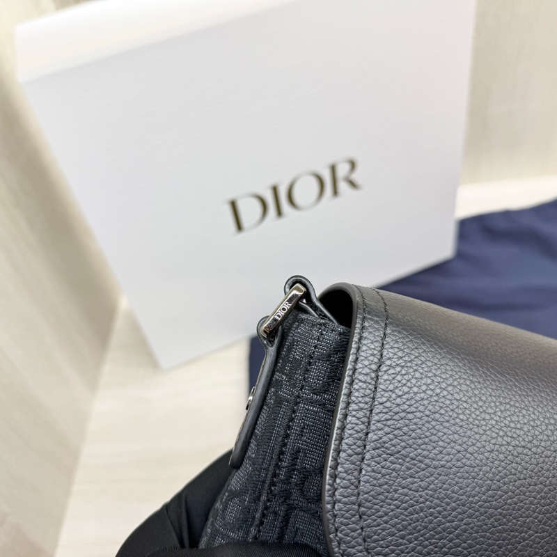 Dior黑色 Saddle 小型翻蓋郵差包1ADPO049YKS-14