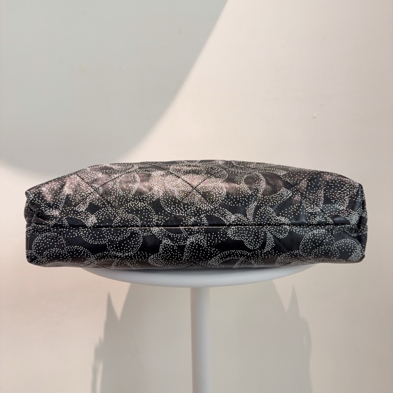 香奈兒Chanel 23K秋冬系列 全皮山茶花22bag 中號 單肩包-4