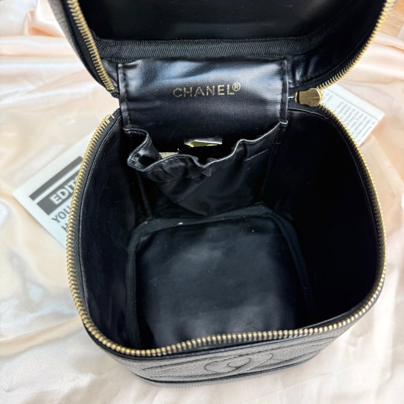 Chanel Vanity Case 化妝包 黑色 牛皮 中號 豎版-6