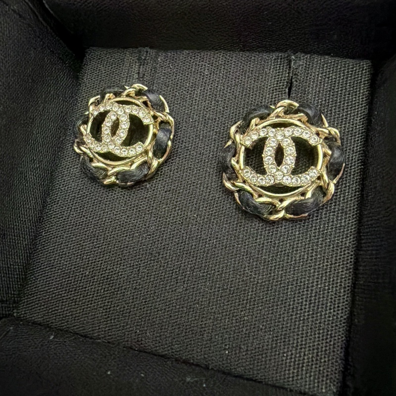 Chanel 皮穿鏈水鑽耳環-11