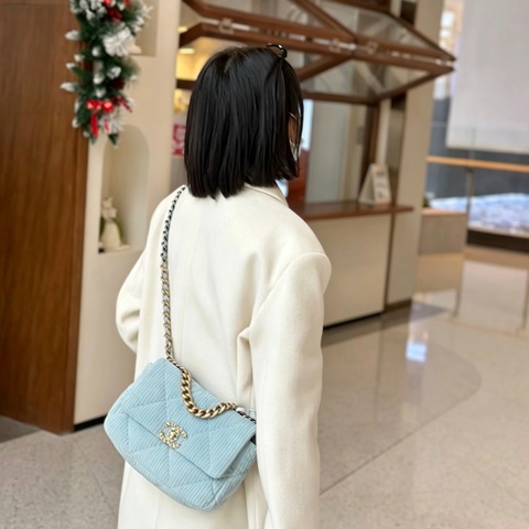 香奈兒Chanel 19bag小號  燈芯絨材質 冰藍色