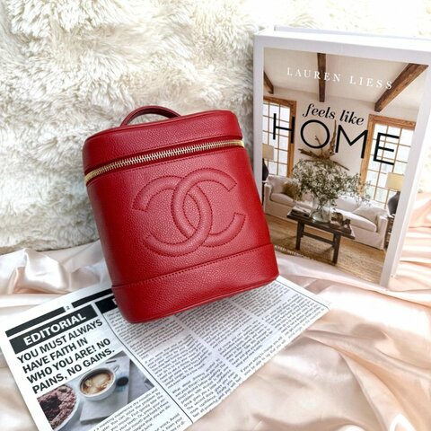 Chanel Vanity Case 化妝包 紅色 牛皮 中號 豎版
