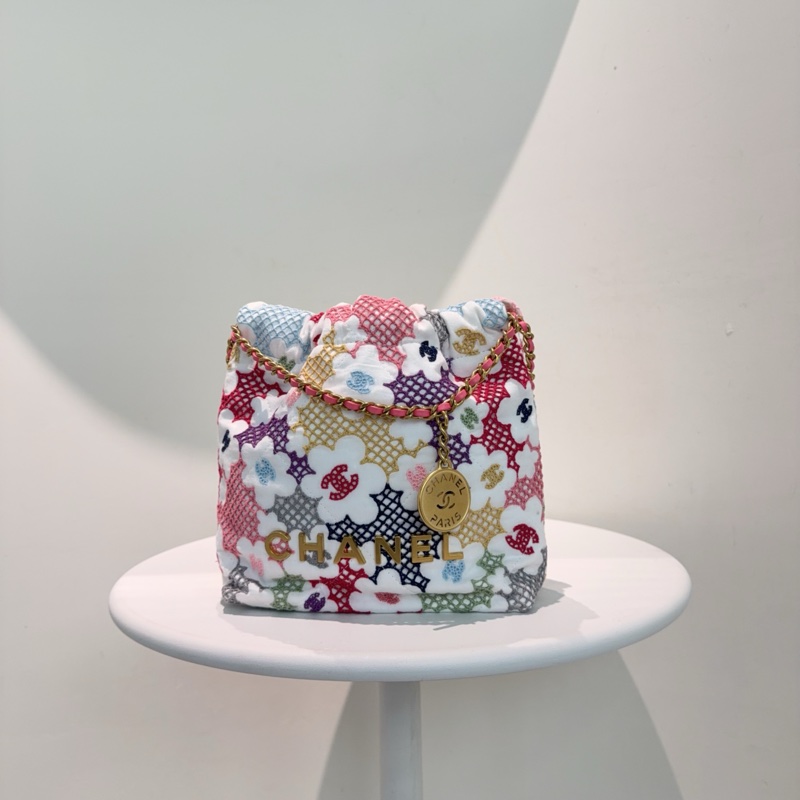 ✨香奈兒Chanel 24P 刺绣编织花花 mini 22bag Jennie同款各大博主上身同款 成色非常不錯👍-2