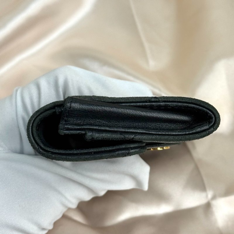 Chanel CLASSIC FLAP 黑色 菱格紋 羊皮 小號 雙C金扣-3