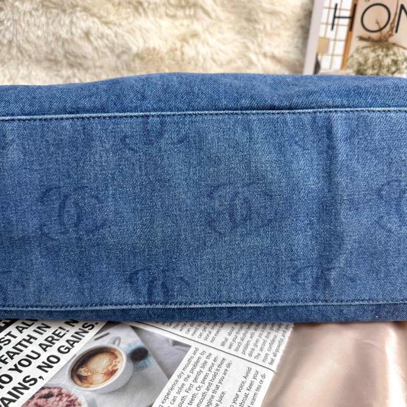 Chanel Denim CC Hobo牛仔-5