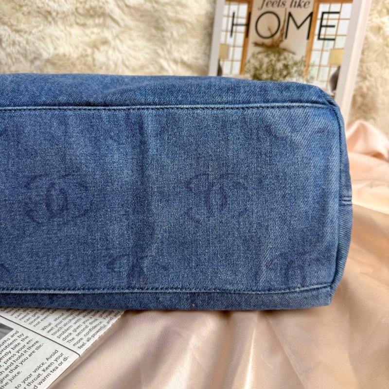 Chanel Denim CC Hobo牛仔-6