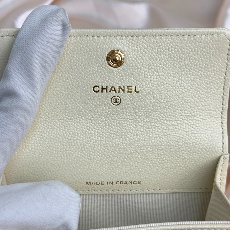 Chanel 26P 魚子醬卡包銀包 金色浮雕logo-9
