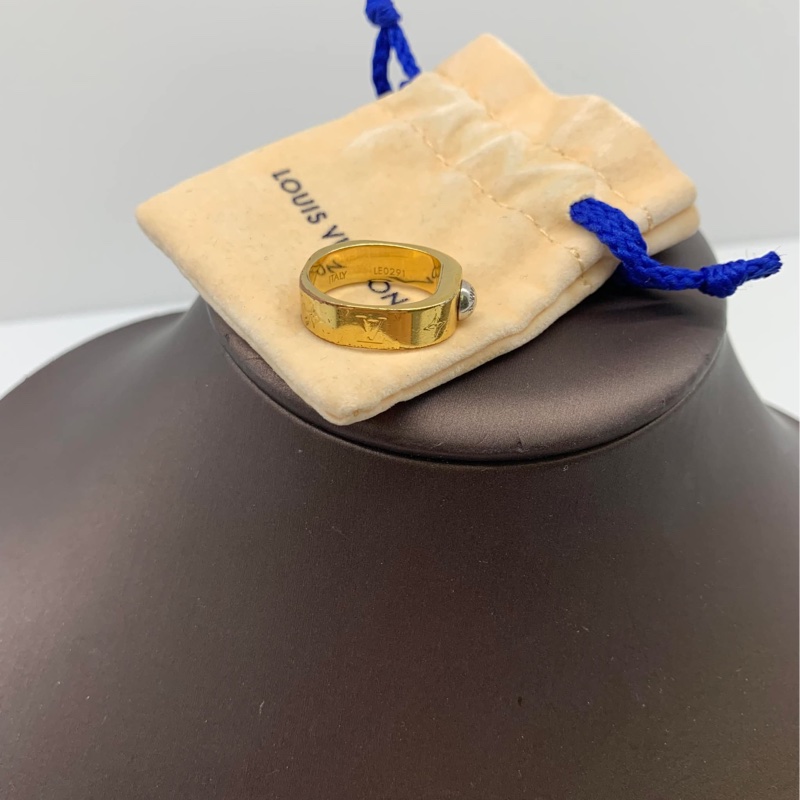LV Nanogram Enamel 金色戒指-4