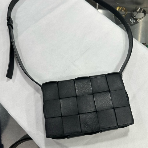 超便宜🌟Bottega Veneta BV Cassette 郵差包 ｜Classic Trend CT精品｜台北東區實體