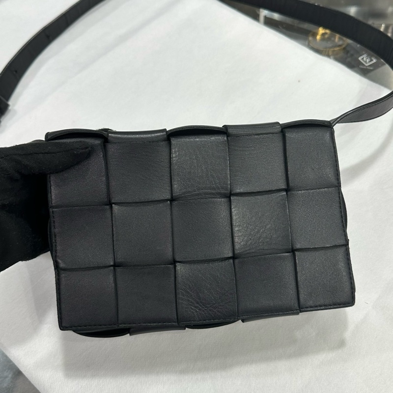 超便宜🌟Bottega Veneta BV Cassette 郵差包 ｜Classic Trend CT精品｜台北東區實體-1