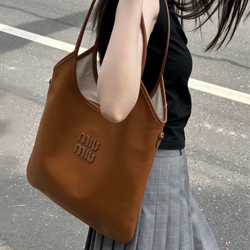 MIU MIU Ivy 托特包｜焦糖色 98新 大容量通勤包🤎-1
