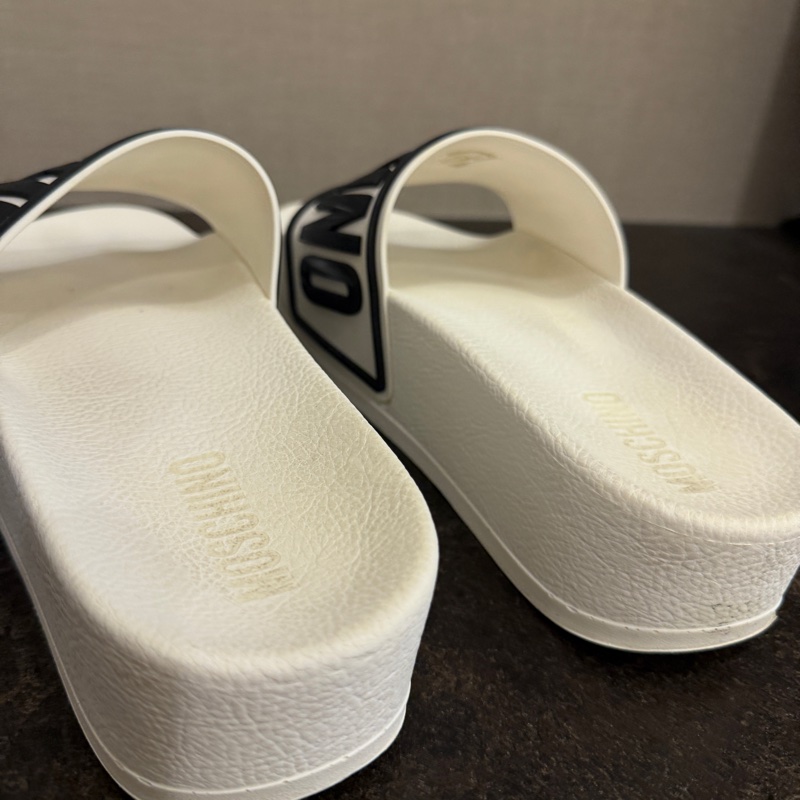 MOSCHINO白色厚底拖鞋-8
