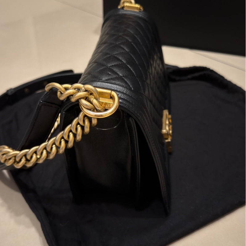 （可議價）CHANEL BOY25 黑金荔枝牛皮-4
