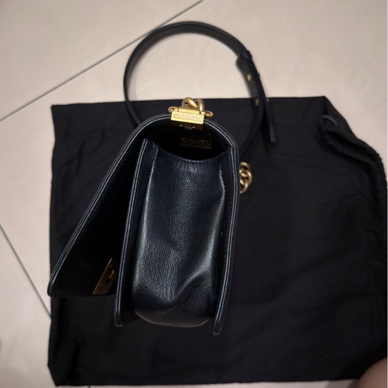 （可議價）CHANEL BOY25 黑金荔枝牛皮-5
