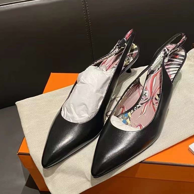 未使用Hermes 黑色低跟小皮鞋 38碼 鴛鴦內襯 塵袋+盒-0