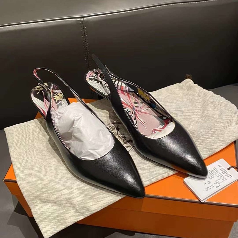 未使用Hermes 黑色低跟小皮鞋 38碼 鴛鴦內襯 塵袋+盒-2