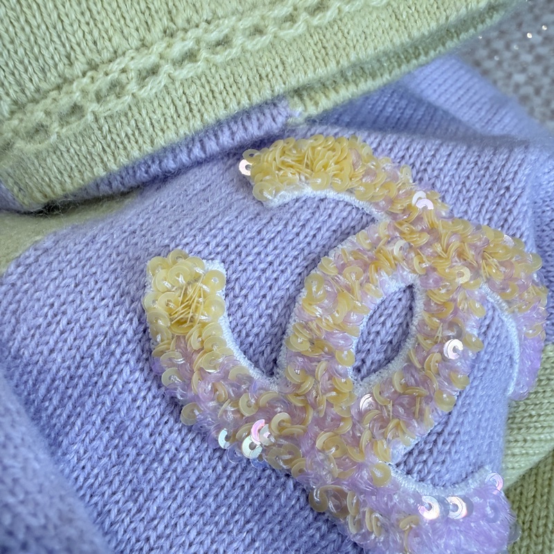 CHANEL✨24C黄色粉紫色亮片logo羊绒針織衫可當洋裝#38-10