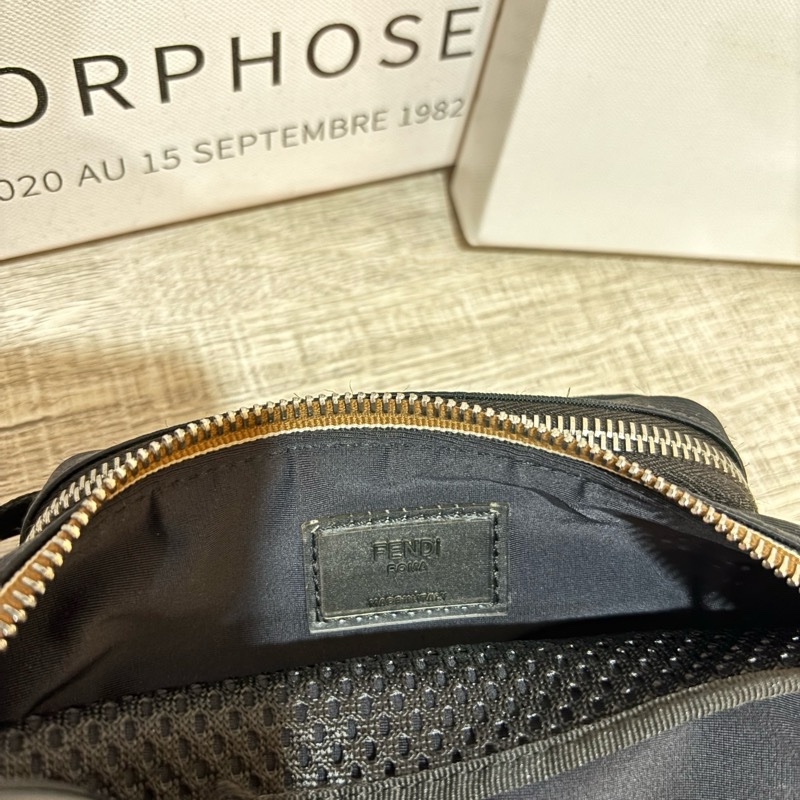 Fendi “ROMA AMOR” 胸口包/腰包-11