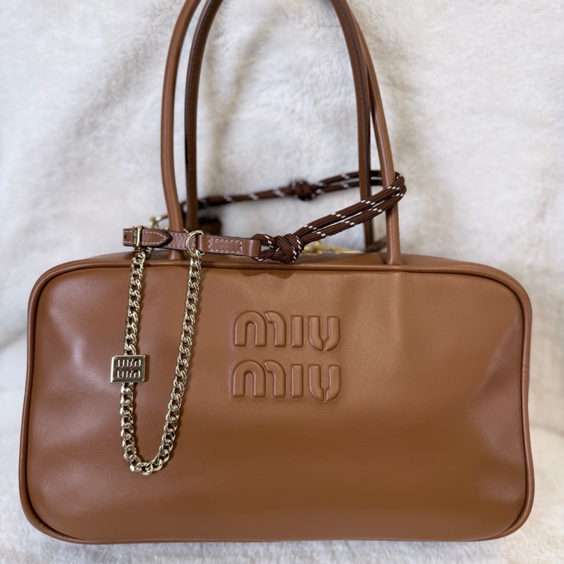 近全新✨MIU MIU✨5BB172 Beau 皮革手提包學院風肩背包 櫃上115000-9