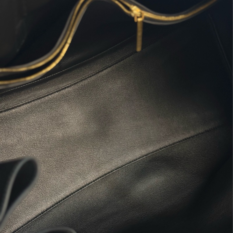 全新 BALENCIAGA 黑金 belair carryall 機場包 大號 台灣專櫃購入25萬-7