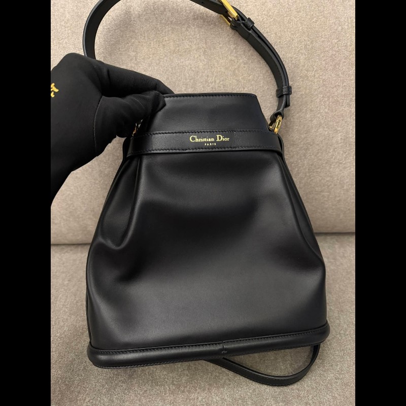 Dior C'est Dior 水桶包-4