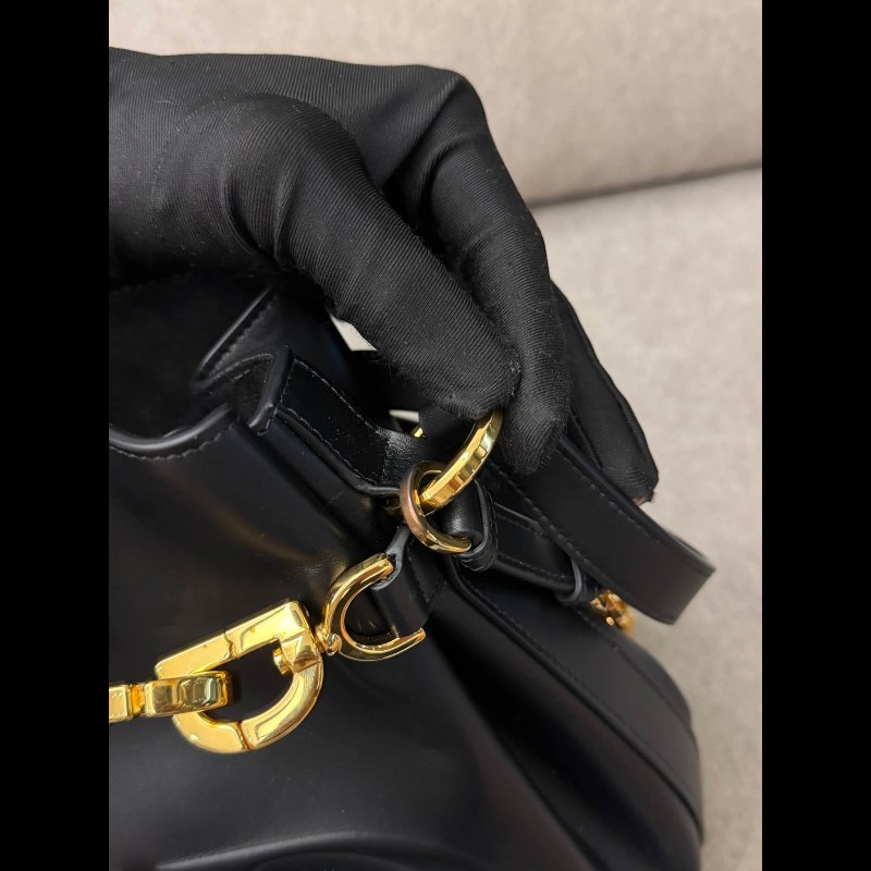 Dior C'est Dior 水桶包-14