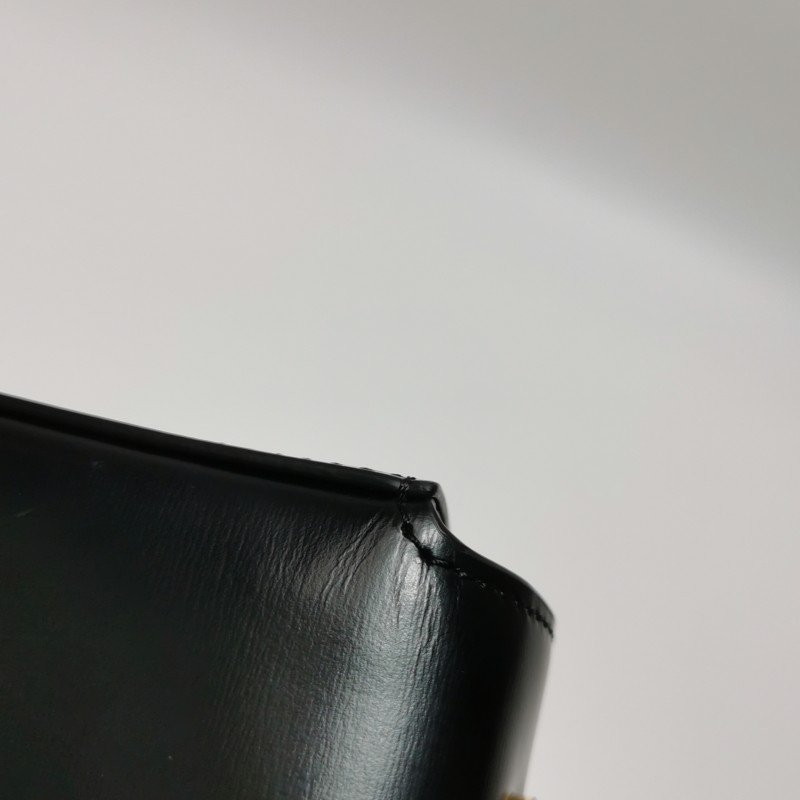 Celine Claude牛皮純色凱旋門logo單肩包-17