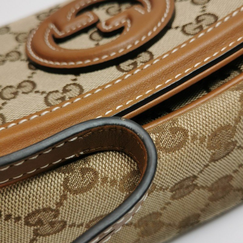 Chanel Leboy 經典款小號牛皮菱格絎縫方形雙C鎖扣斜背包單肩包-17