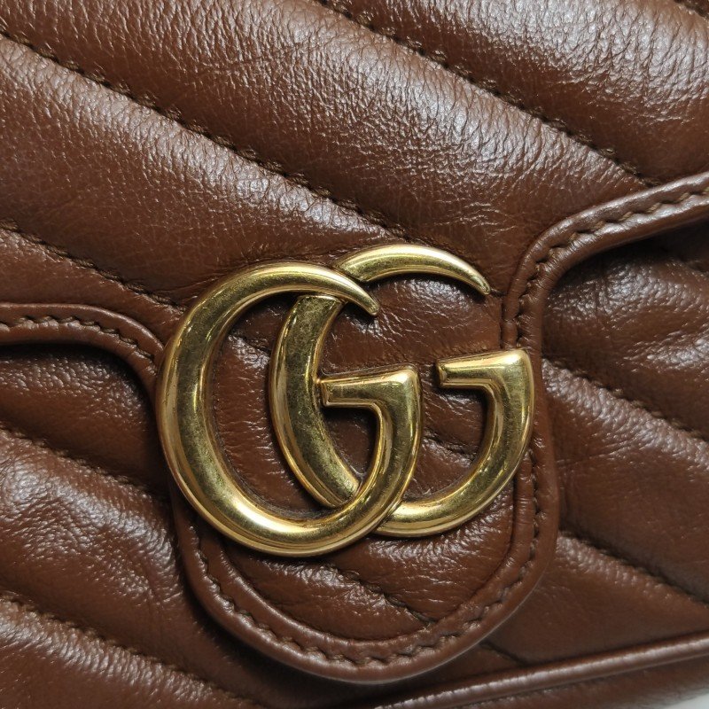 Gucci GG Marmont超迷你牛皮斜紋絎縫雙G標誌斜背包-12