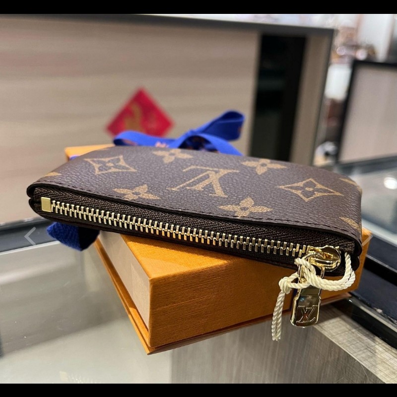 LV Monogram 經典老花帆布鑰匙零錢包-3