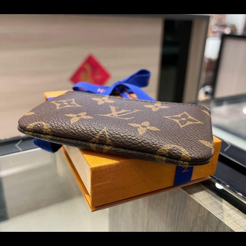 LV Monogram 經典老花帆布鑰匙零錢包-8