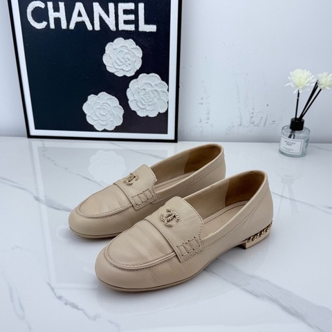 Chanel 香奈兒 米色羊皮鏈條樂福鞋 37碼 🧡已貼底