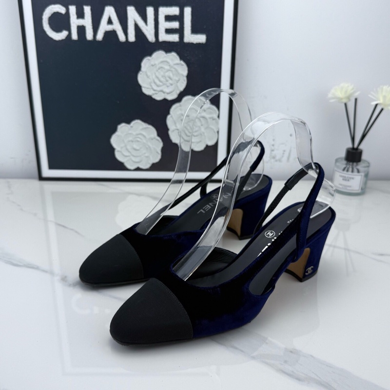 Chanel香奈兒 藍絲絨粗跟 37碼 已貼底🧡-0