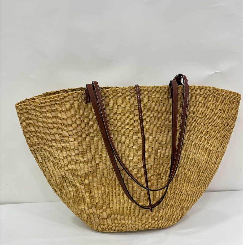 Loewe Basket米色編織菜籃子 99近閒置-1