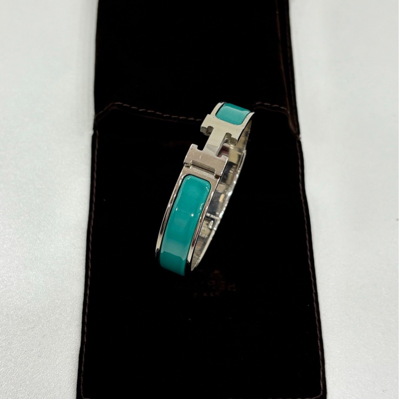 Hermes 愛馬仕 Clic H 手鐲，經典款式，琺瑯材質-1