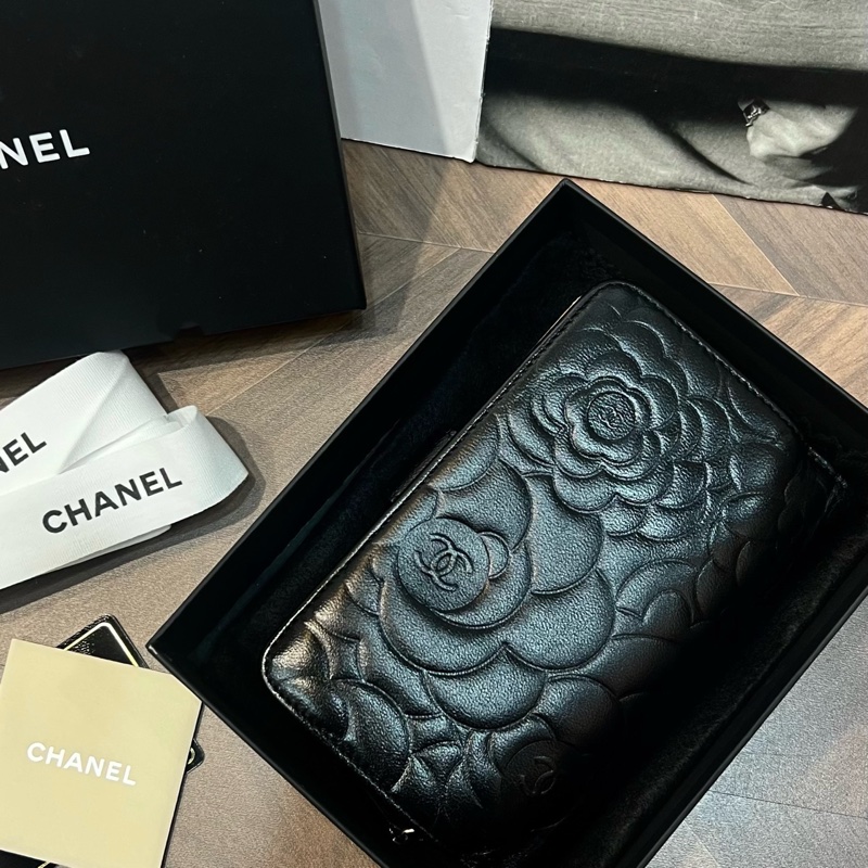 Chanel香奈兒 黑金 山茶花錢包 配盒-1