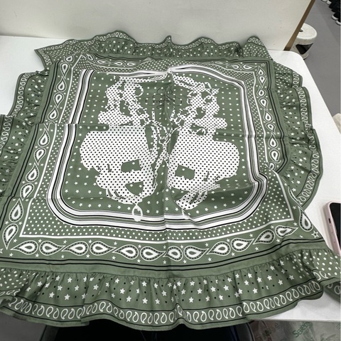 Hermes 愛馬仕 新款絲巾 荷葉邊 豆沙綠 波點 華麗韁輒 全新