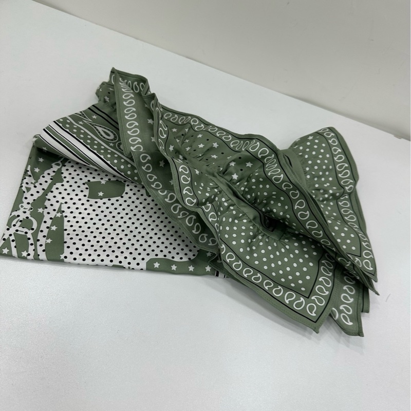 Hermes 愛馬仕 新款絲巾 荷葉邊 豆沙綠 波點 華麗韁輒 全新-3