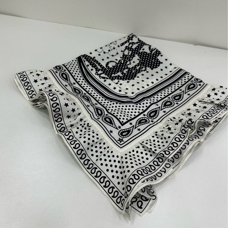 Hermes 愛馬仕限定版荷葉邊方巾，黑白波點星星圖案，全新-1