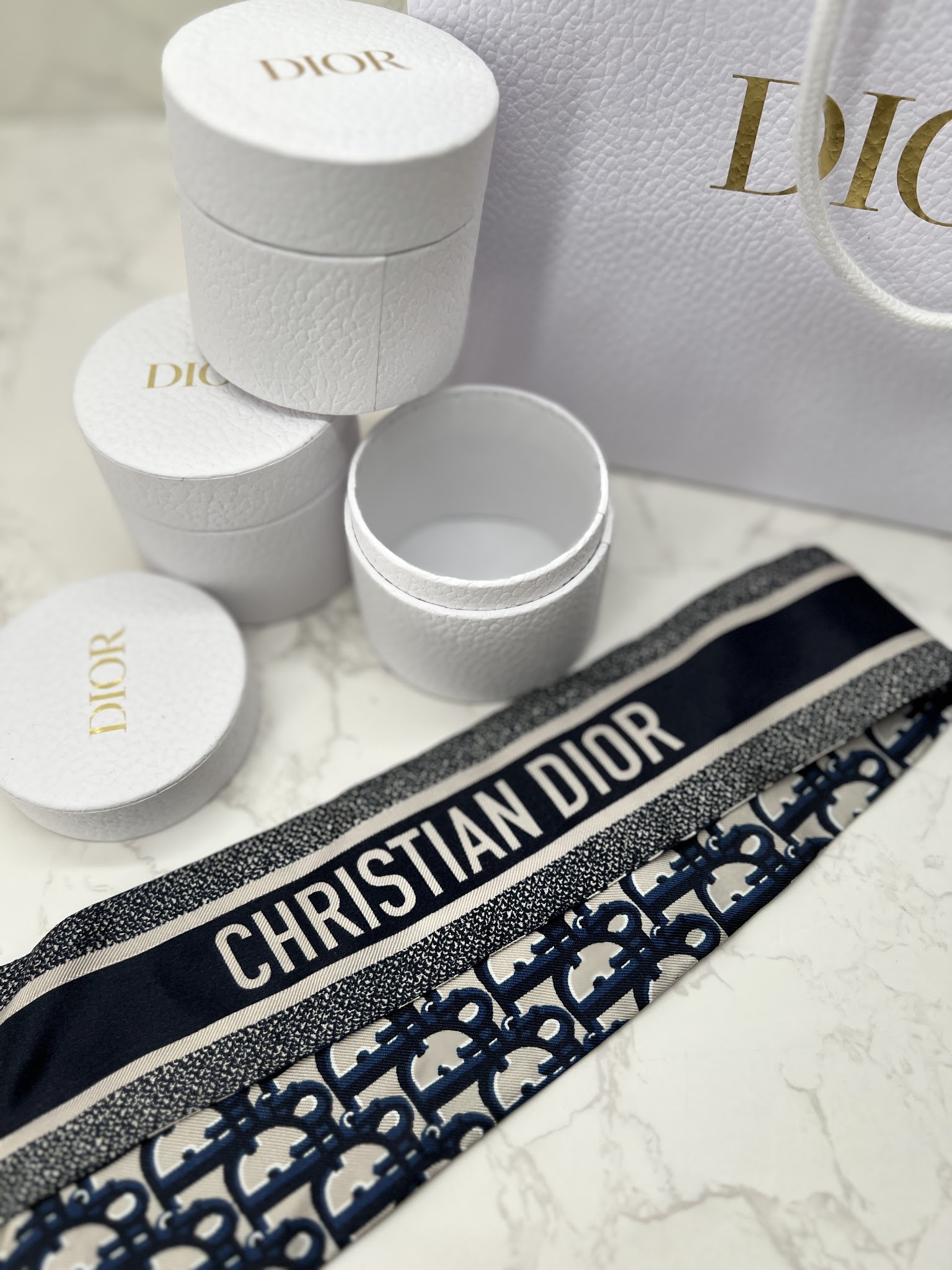 香緹國際精品 Dior 老花 絲巾 997-2