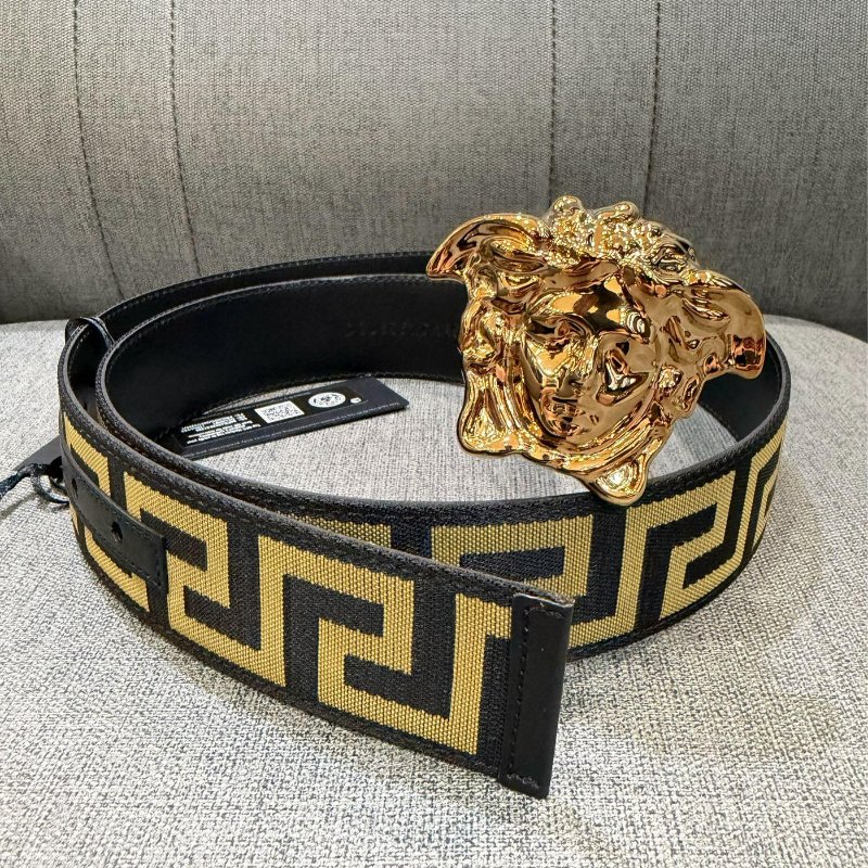 💎Han's housVERSACE 凡賽斯 女神頭 皮帶 寬4CM 義大利製 現貨 100/105原價14300-0