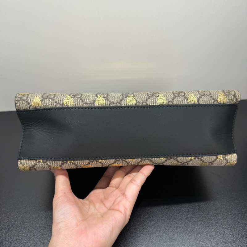 Gucci古馳 Padlock小蜜蜂鏈條包 經典老花燙金蜜蜂印花 黑標 尺寸26*17*10 附件：塵袋 鑰匙。-4