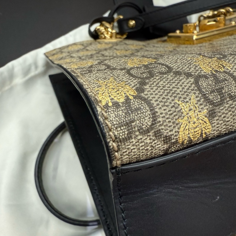 Gucci古馳 Padlock小蜜蜂鏈條包 經典老花燙金蜜蜂印花 黑標 尺寸26*17*10 附件：塵袋 鑰匙。-9
