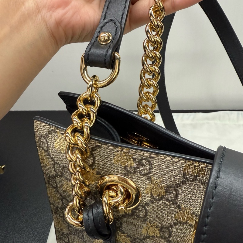 Gucci古馳 Padlock小蜜蜂鏈條包 經典老花燙金蜜蜂印花 黑標 尺寸26*17*10 附件：塵袋 鑰匙。-11