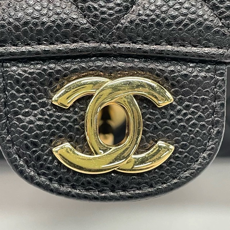 CHANEL CLASSIC FLAP MEDIUM-9