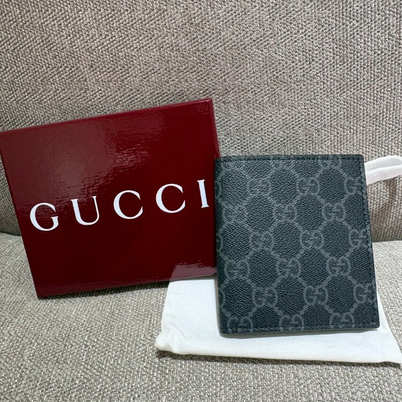 GUCCI  Supreme滿版印花對折短夾-0