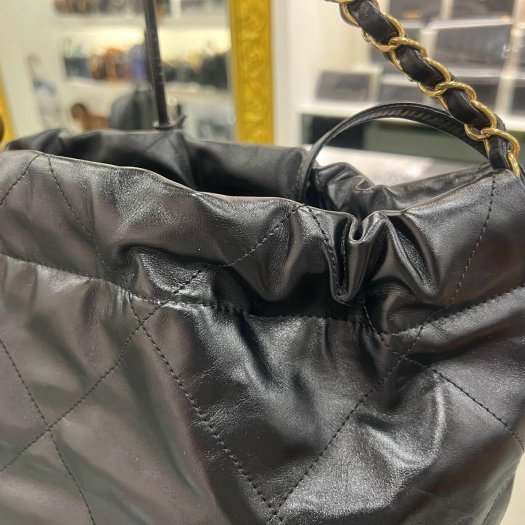 東區正精品㊣CHANEL 22 BAG AS3261 熊貓配色香奈兒黑色全皮米色字金幣金鍊肩背包購物袋包中款 RZ6426-2